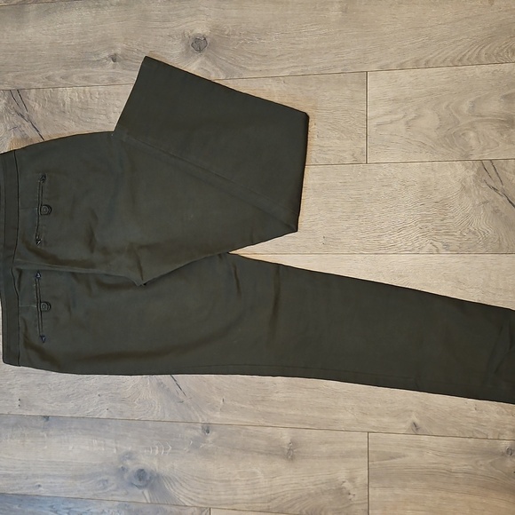 2/$20 Kenar - Olive Green Pants with Leather Detailed Pockets - Size 10 - Picture 4 of 5